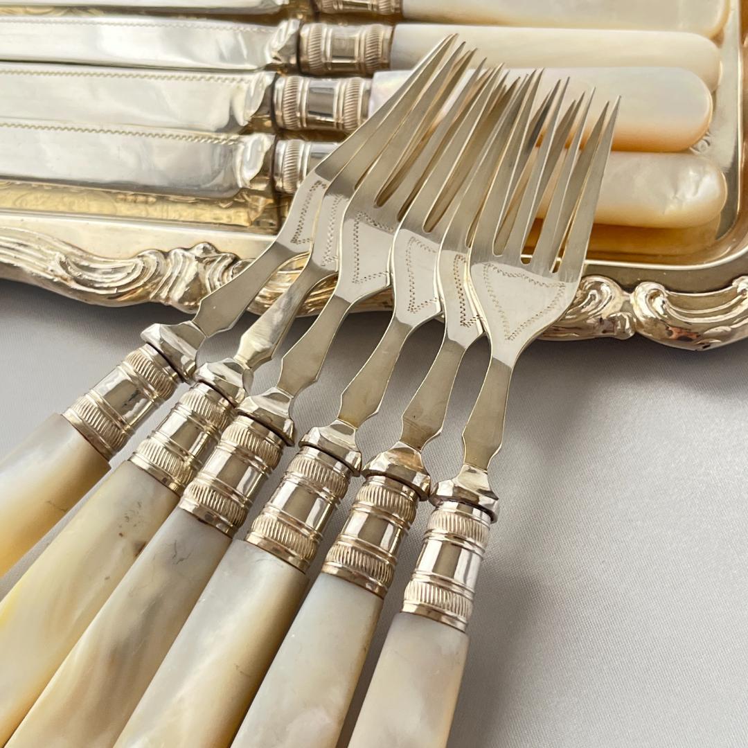 【英国 】【白蝶貝】ビクトリアン デザートセット12本 マザーオブパール ケース