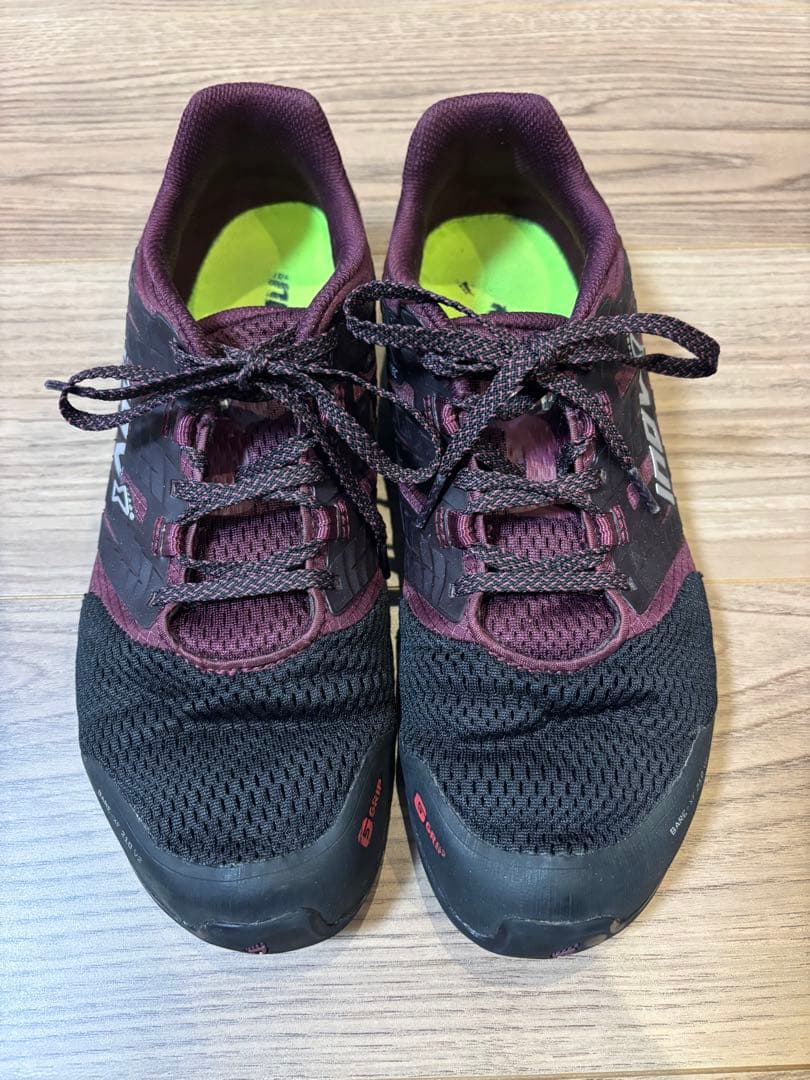 ウエイトトレーニング INOV-8 BARE-XF 210 V2 27cm