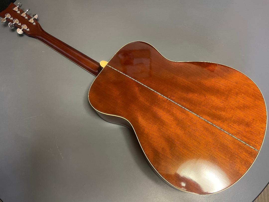 ギター YAMAHA FG-202D