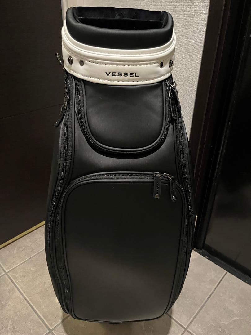 VESSELベゼル9型 自立　prodigyスタッフキャディバック