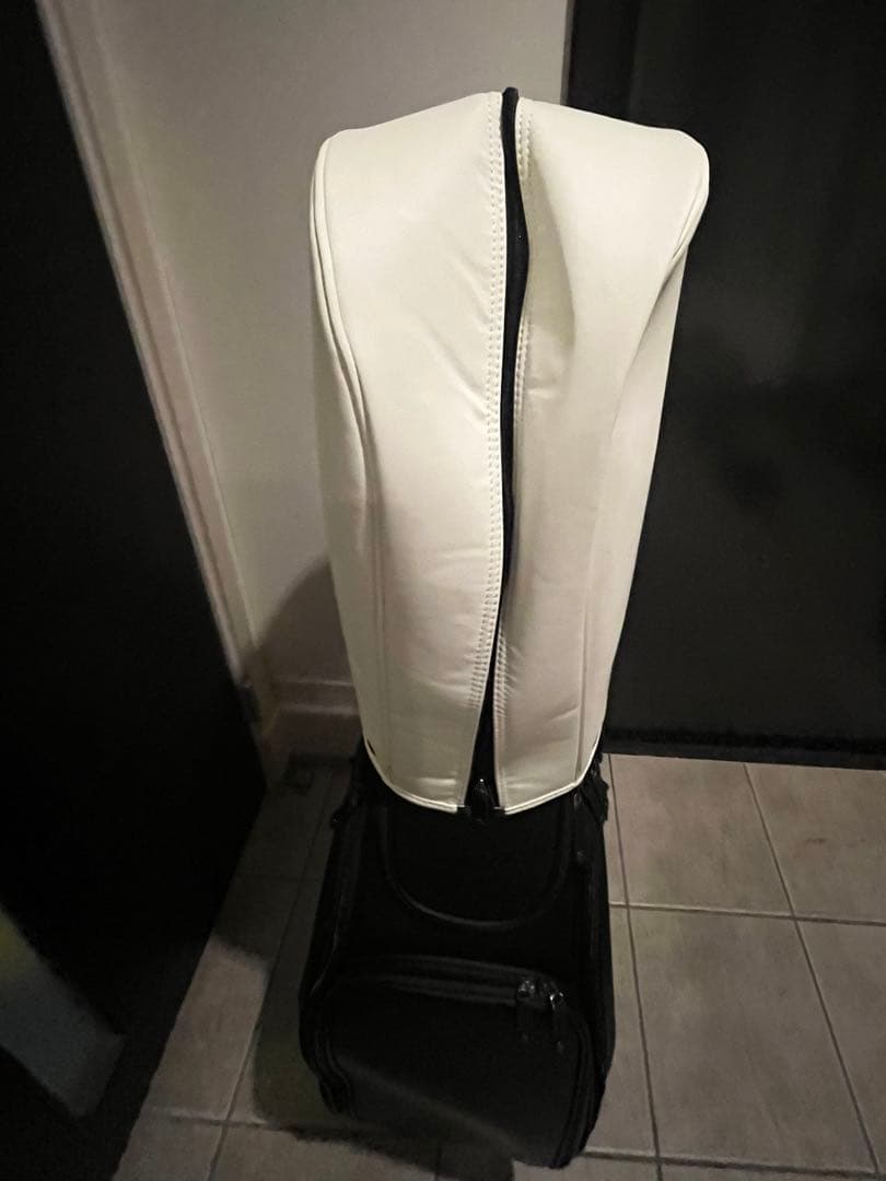 VESSELベゼル9型 自立　prodigyスタッフキャディバック