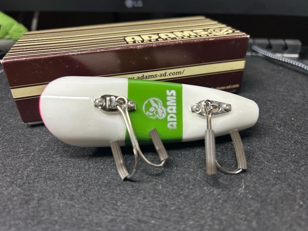 ルアーまとめ売り 未使用 トップウォーター用 木製 アダムス