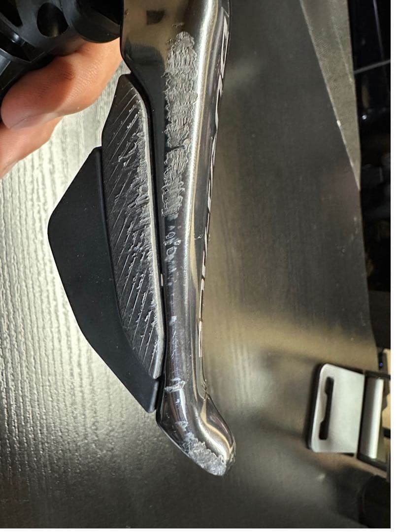 ST-R9270　傷あり　ブラケットカバー新品！