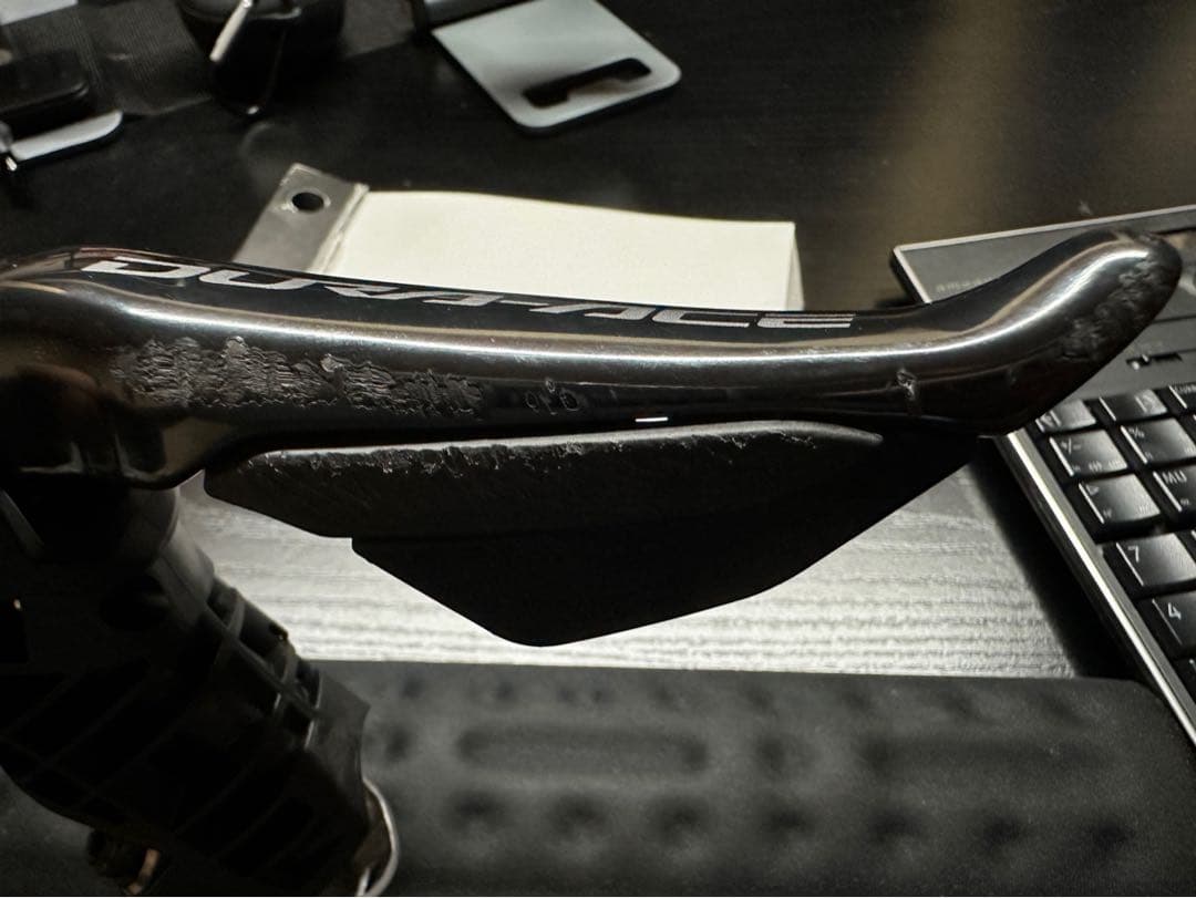 ST-R9270　傷あり　ブラケットカバー新品！