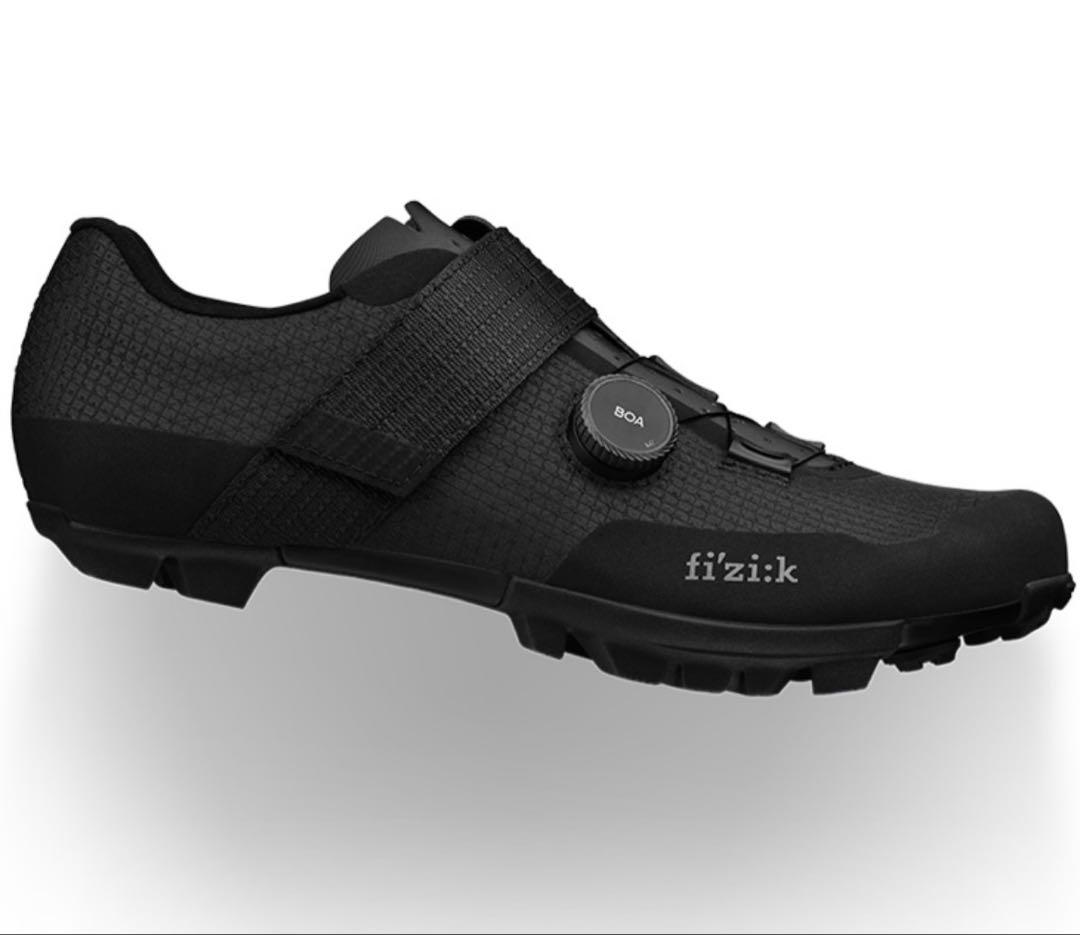 フィジーク FEROX CARBON ブラック シューズ