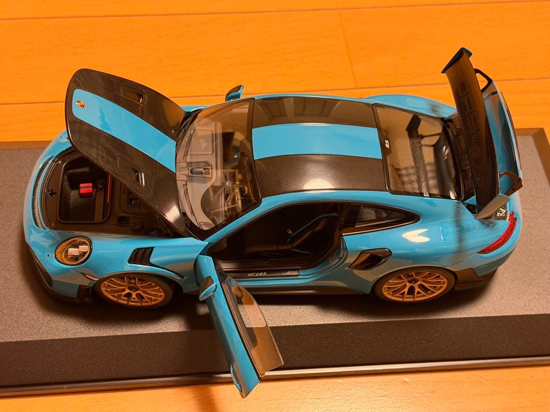 Porsche GT2 RSモデルカー