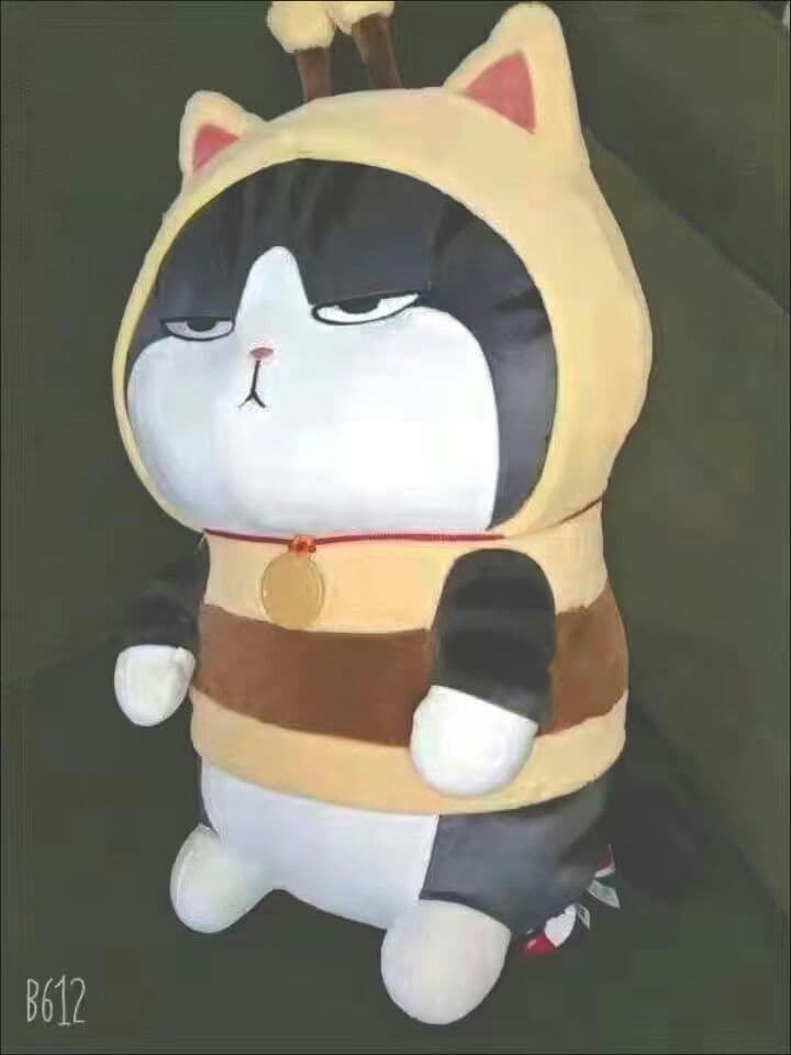 可愛い猫のぬいぐるみ