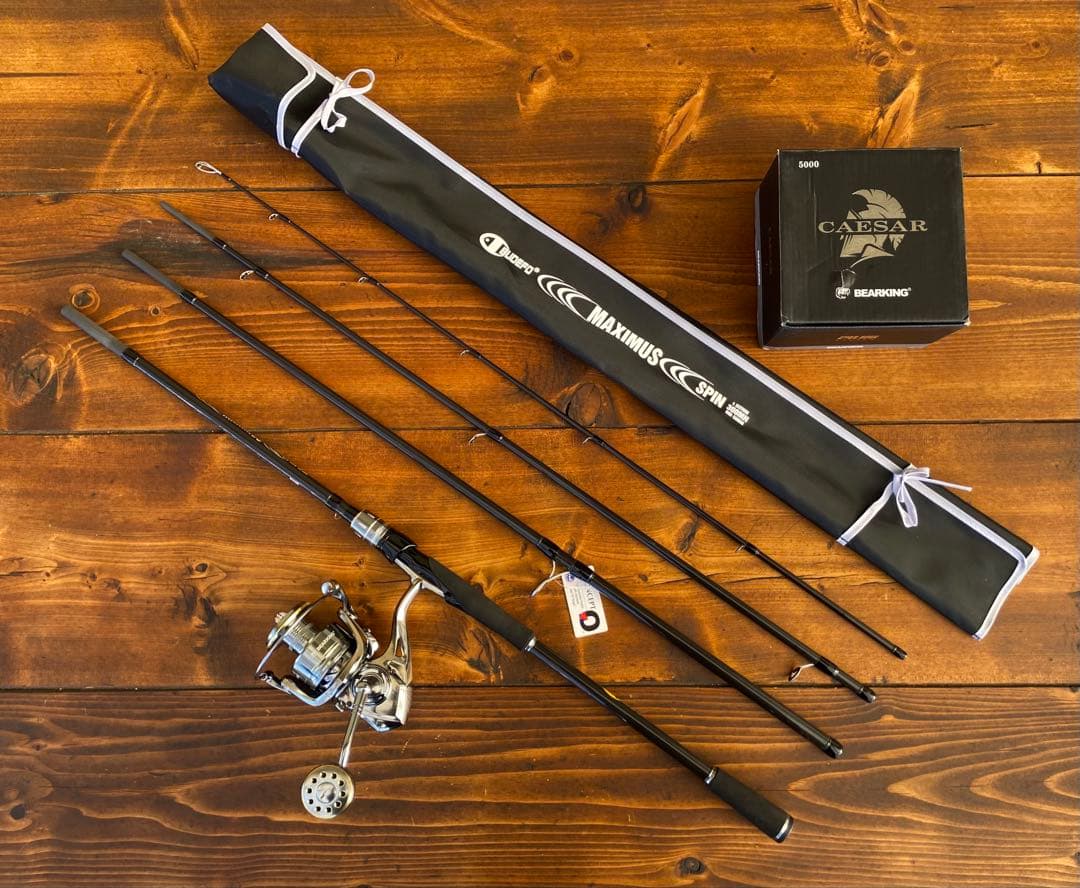 ショアジギングセット　スピニングロッド　300MH 4セクション　カーボンロッド