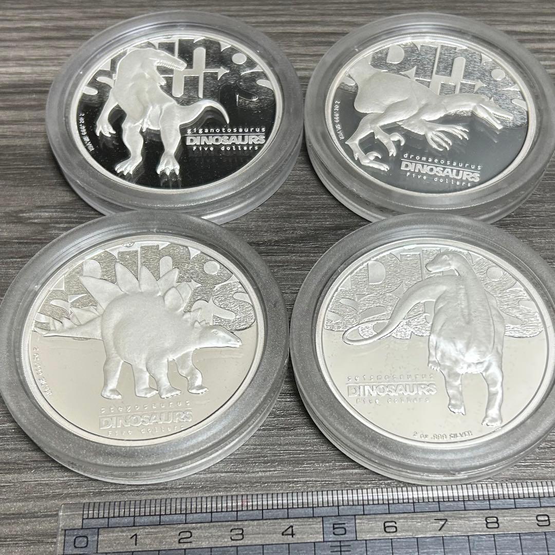 ツバル 恐竜 2オンス プルーフ 記念 銀貨　純銀　限定　外箱無し