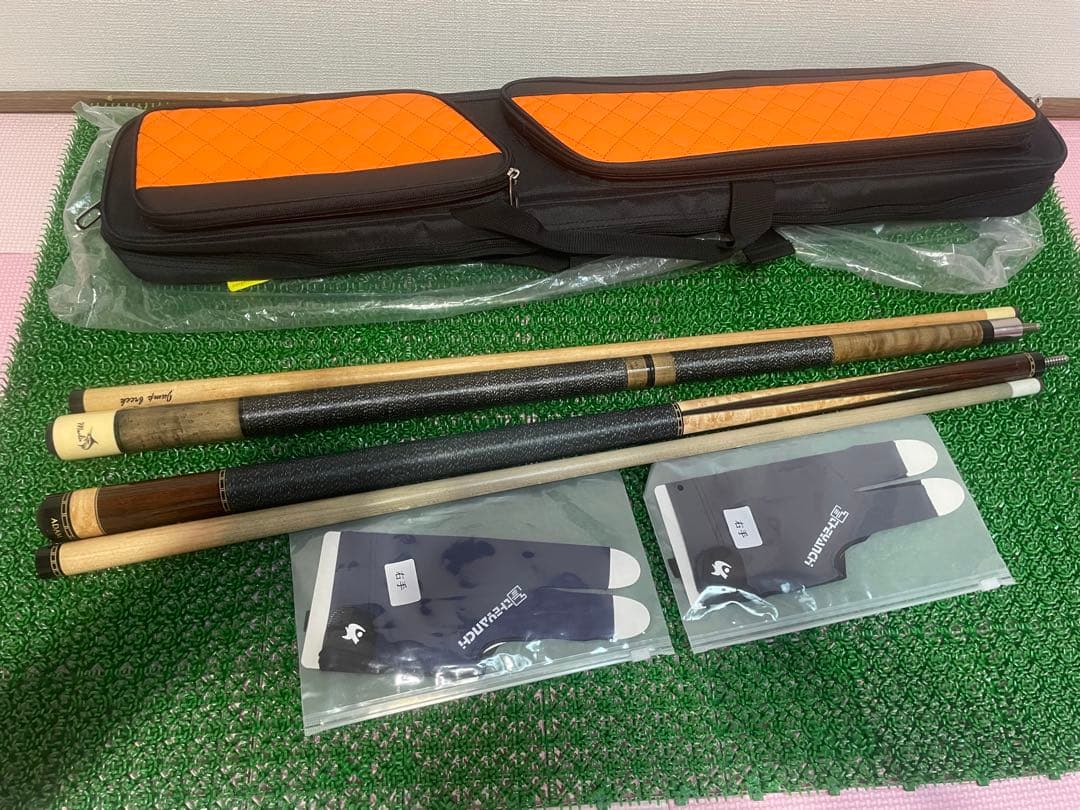 ビリヤードキューとケース‼️