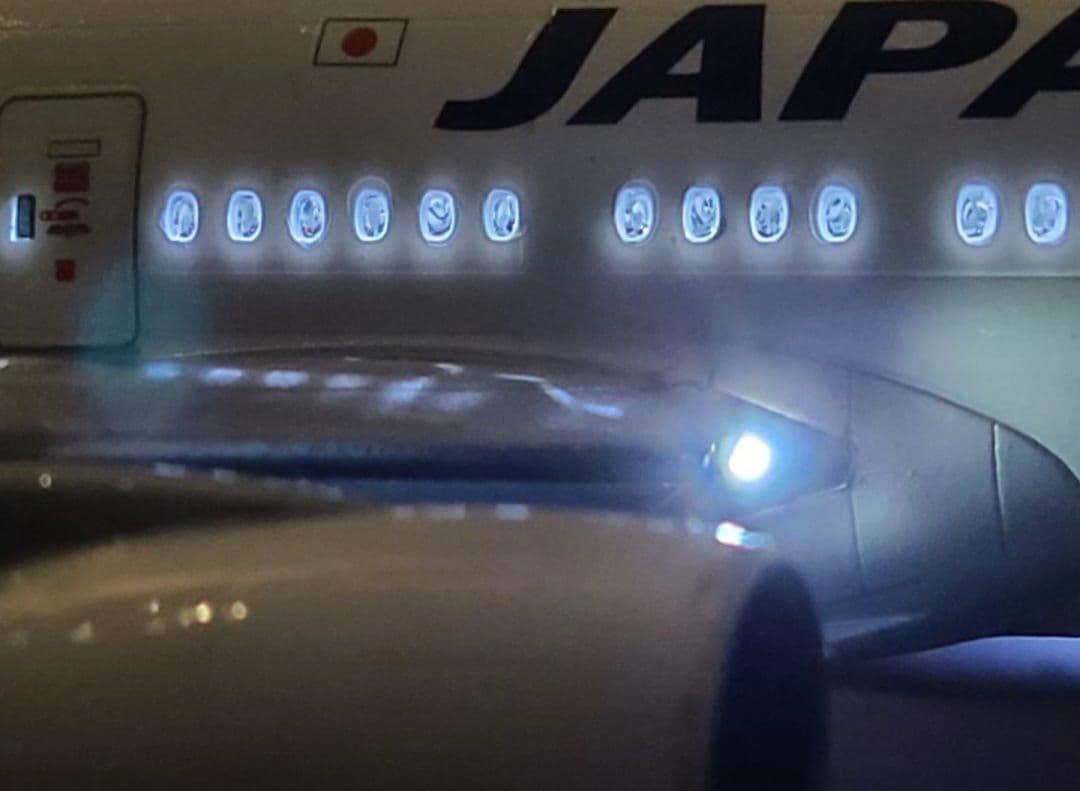 JAL BOEING 777-300 LED仕様完成