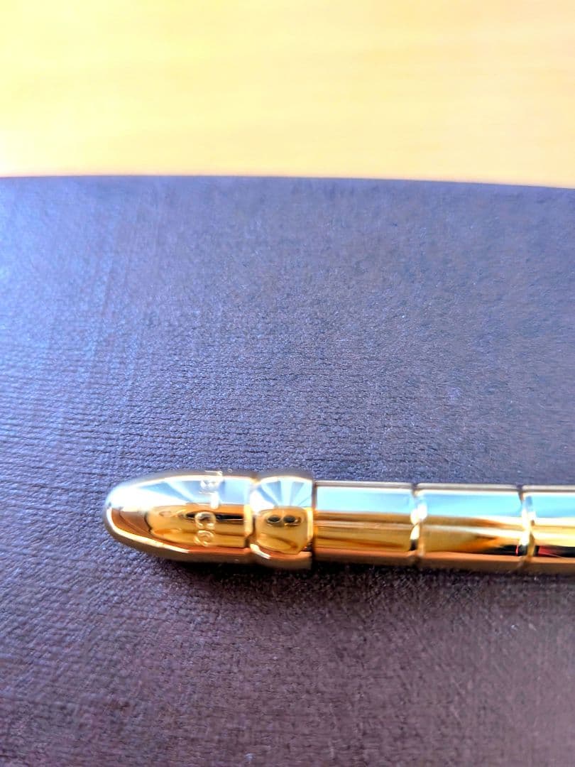 お値下げ致します。美品！専用箱付き LOUIS VUITTON