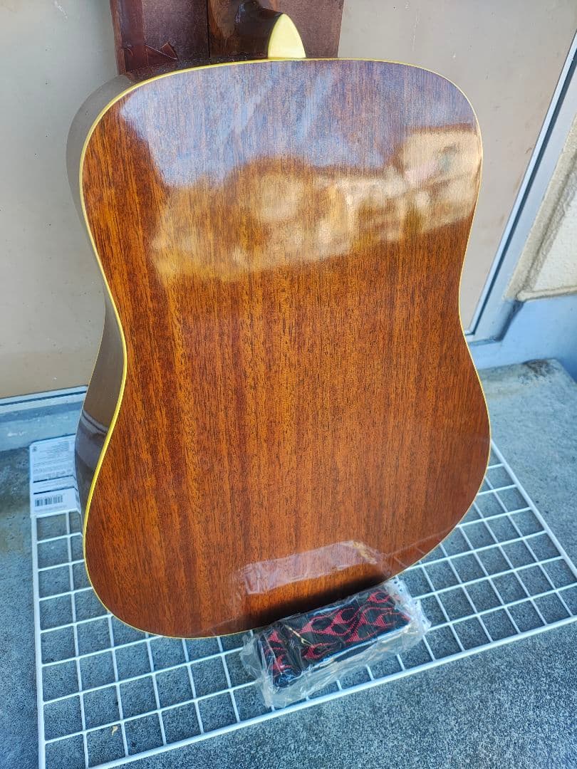 美品 Takamine 200シリーズ(？)NA 型番不明 PU付きエレアコ
