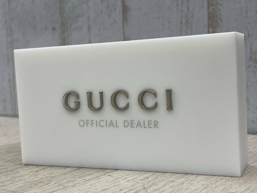 新品 グッチ ロゴプレート ディスプレイ 店舗用 イタリア製 GUCCI