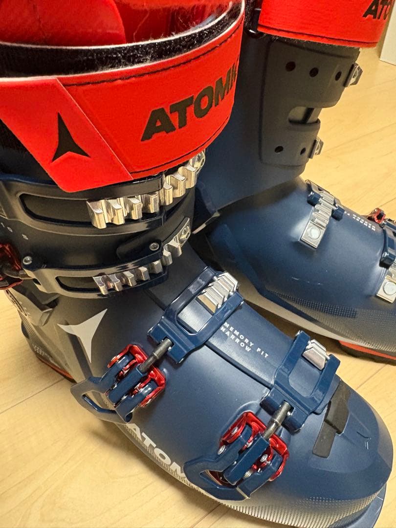 ATOMIC HAWX ULTRA 110 スキーブーツ