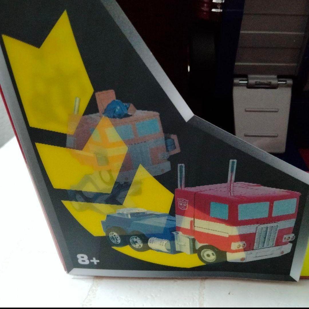 Jada Toysトランスフォーマー オプティマス プライム 変形するラジコン