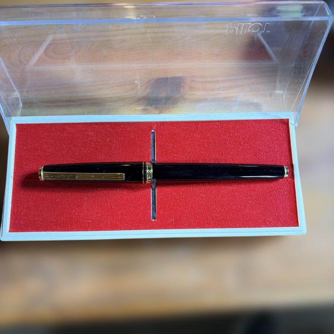 昭和レトロ　パイロット万年筆　18kー750 1977年12月製　新品未使用