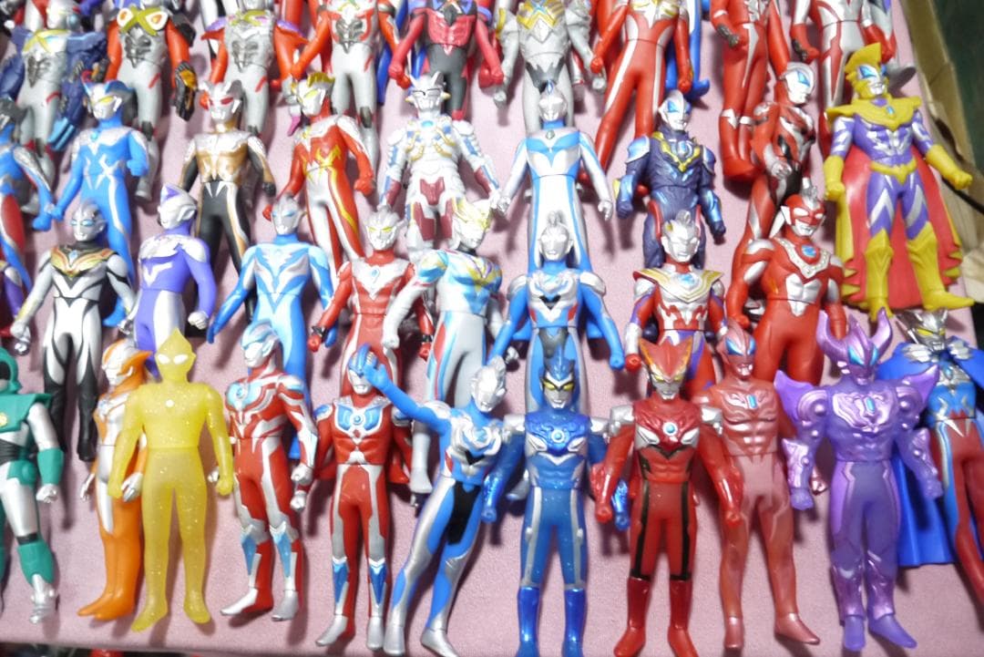 ウルトラヒーローシリーズ500　ウルトラマン　ソフビ　145体