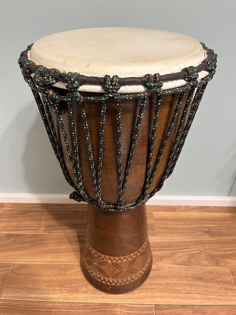 ジャンベ　10インチ　木製　民族楽器