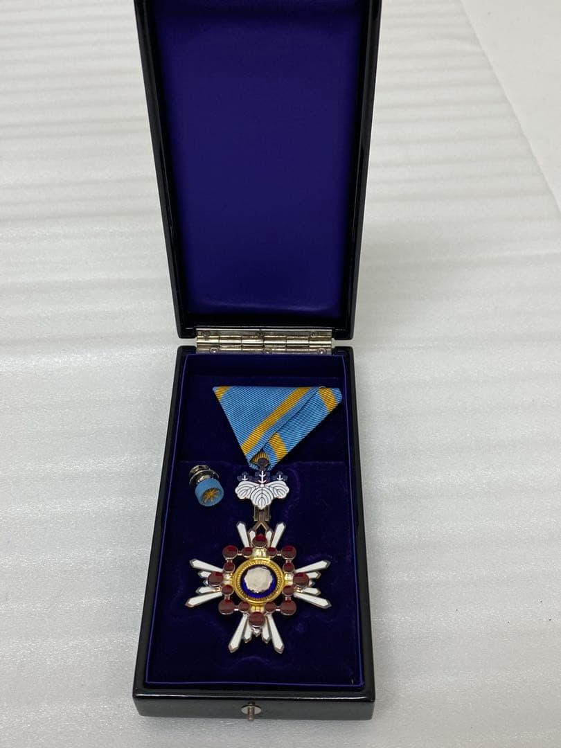 3-3080 勲章 徽章 褒章 バッジ 瑞宝双光章 ケース付き