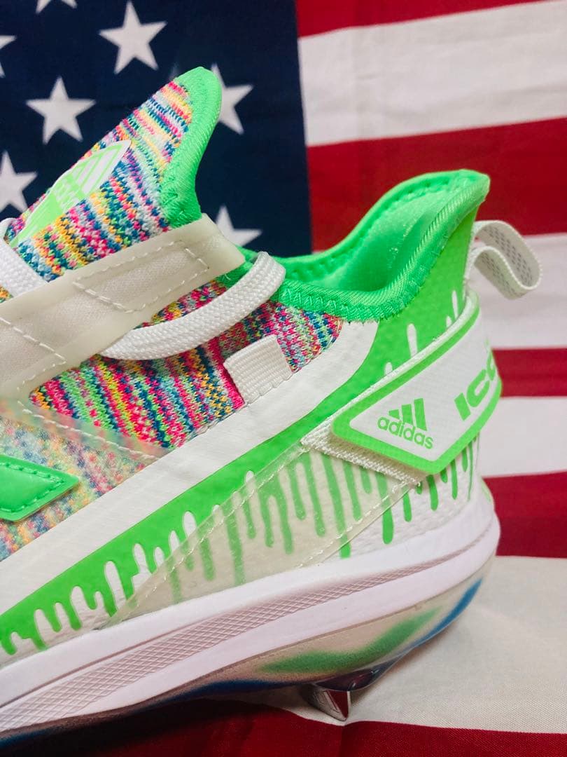 新品未使用adidas アディダスICON BOOST Dripped out