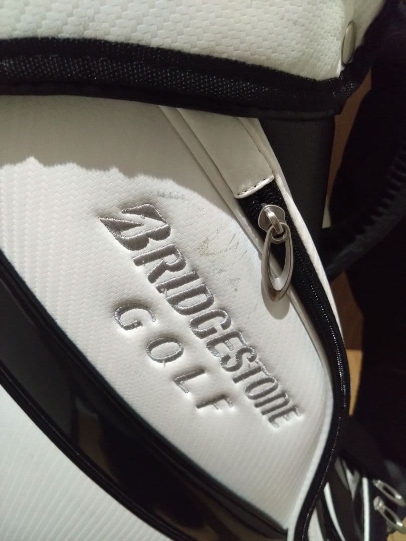 ブリヂストン キャディバッグ ホワイト/ブラック/レッド