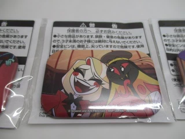 【新品未開封品】ハズビン・ホテルへようこそ　スクエア缶バッチ　５種セット