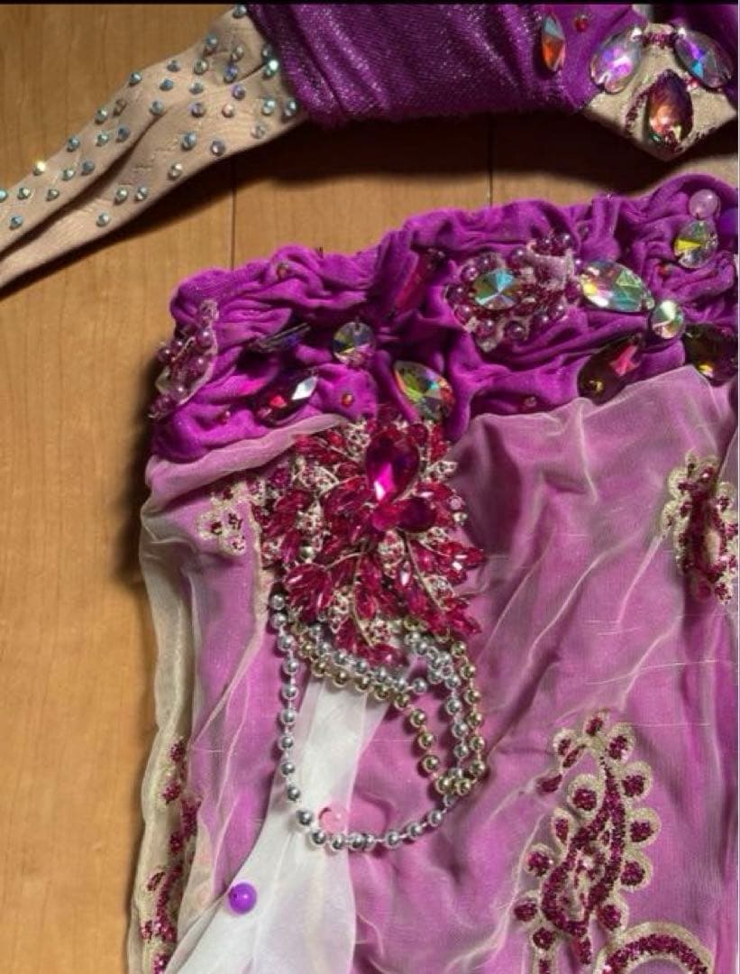 ベリーダンス セットアップ ピンクと白