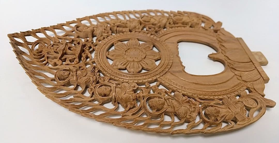 光背(3寸坐像用)#417透し彫 奏楽飛天 宝塔 ◆白檀 木彫 仏像付属品