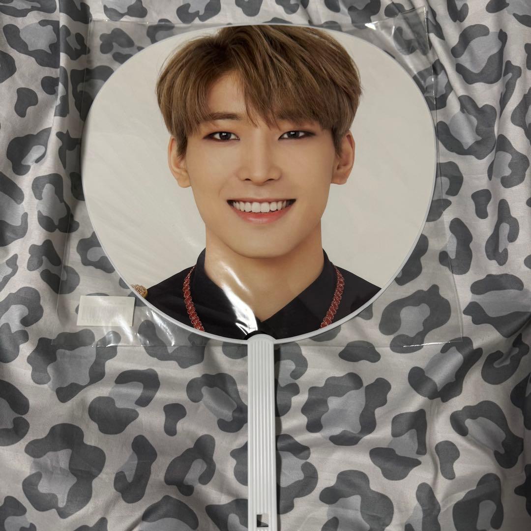 SEVENTEEN セブチ ウォヌ 団扇 うちわ 18本まとめ売り