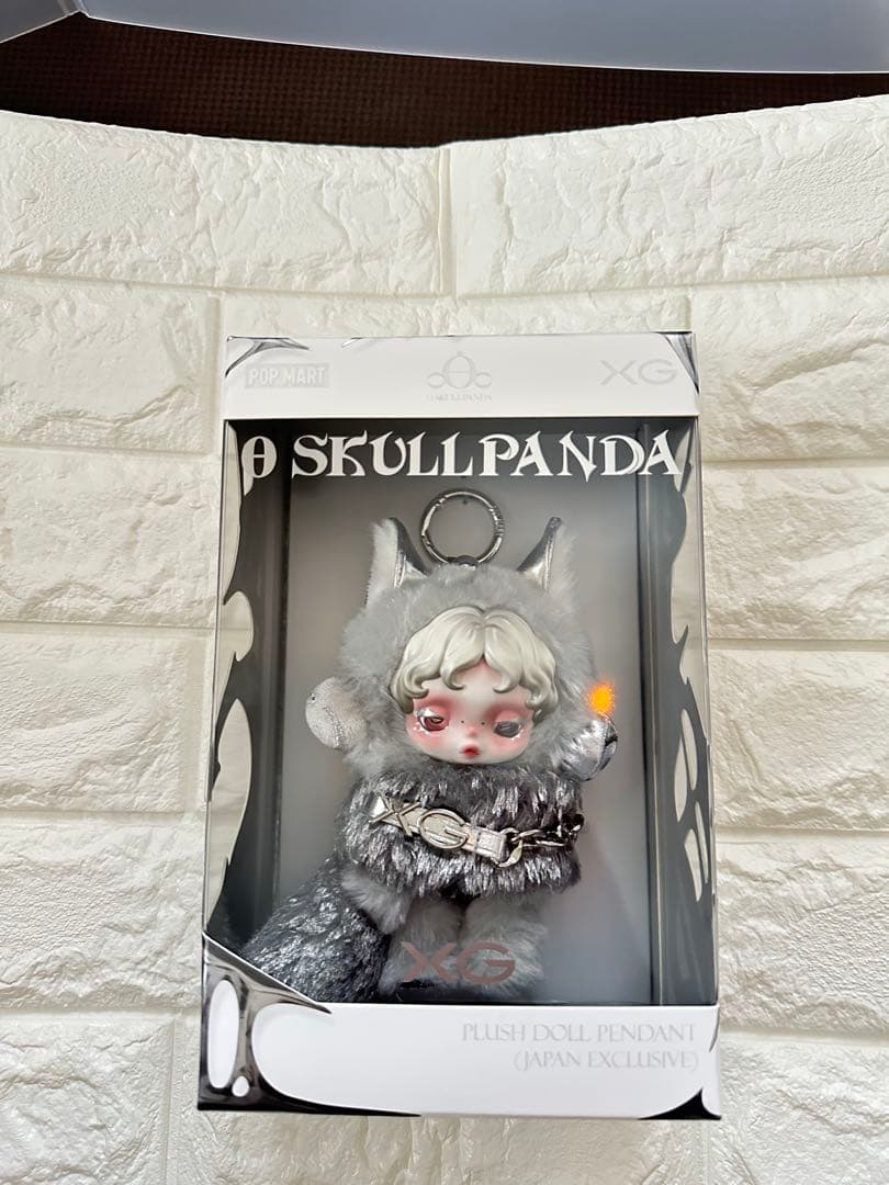 正規品 スカルパンダSKULLPANDA × XG ぬいぐるみペンダント日本限定
