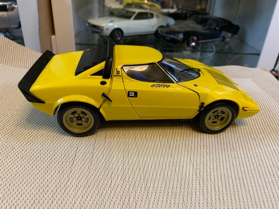 京商 1/18 ランチャストラトス HF