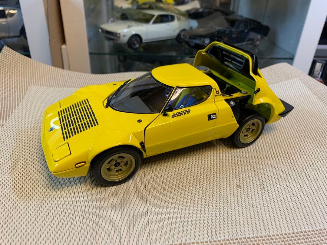 京商 1/18 ランチャストラトス HF