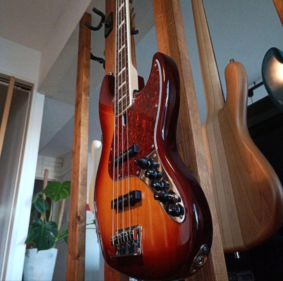 Sire Marcus Miller V7 【純正ケース付き】