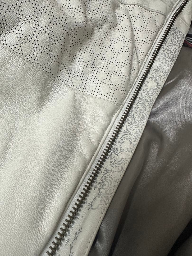 希少　686 レザースノーボードウェア　ホワイト