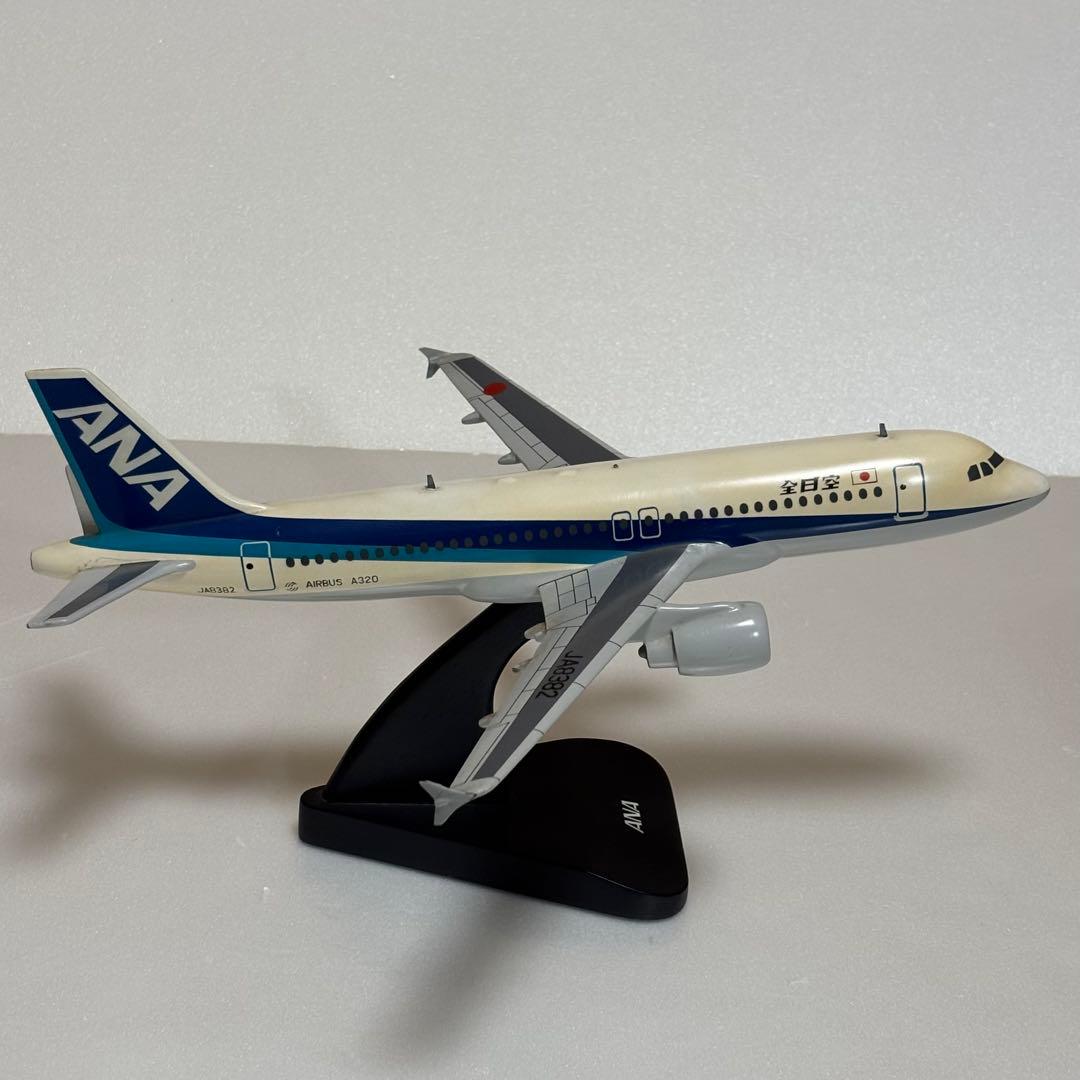 レア1/100 ANA全日空塗装　エアバスA320 JA8382