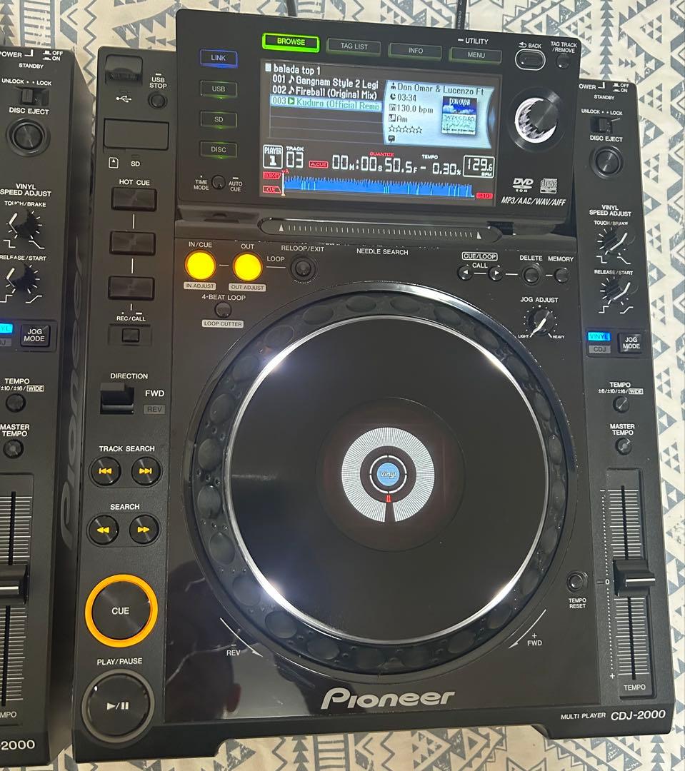 CDJ-2000 2台