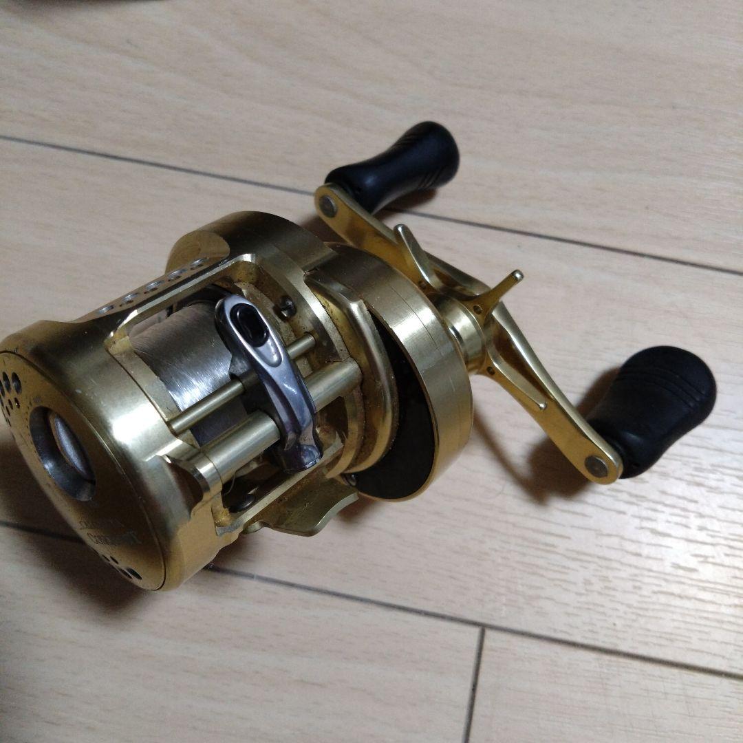 SHIMANO 両軸リール 201 ゴールド