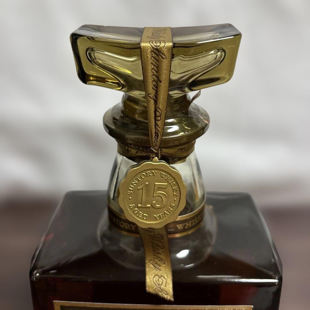 サントリー　ウィスキー　 プレミアム15年　700ml 未開栓