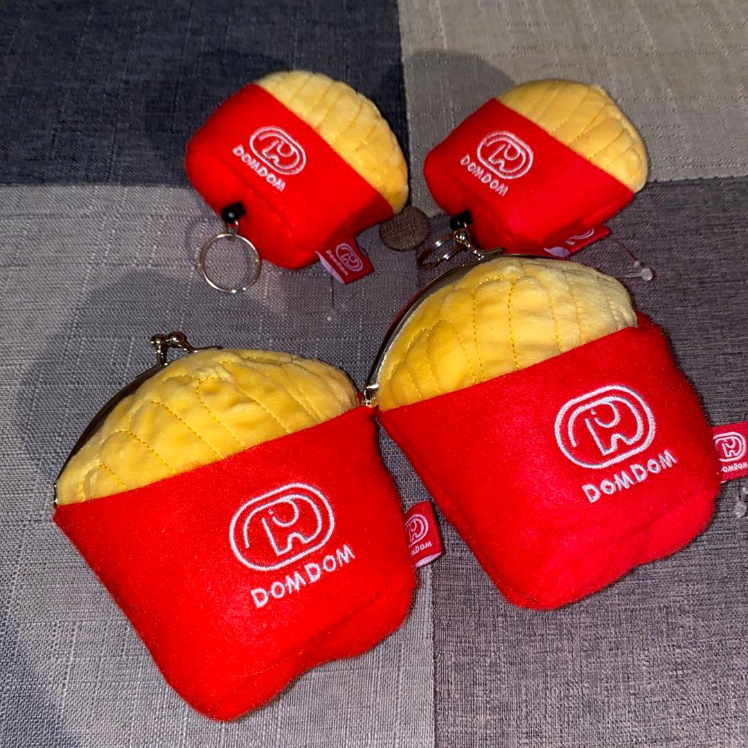 DOMDOM フライドポテト型キーホルダー2個&がま口ケース2個