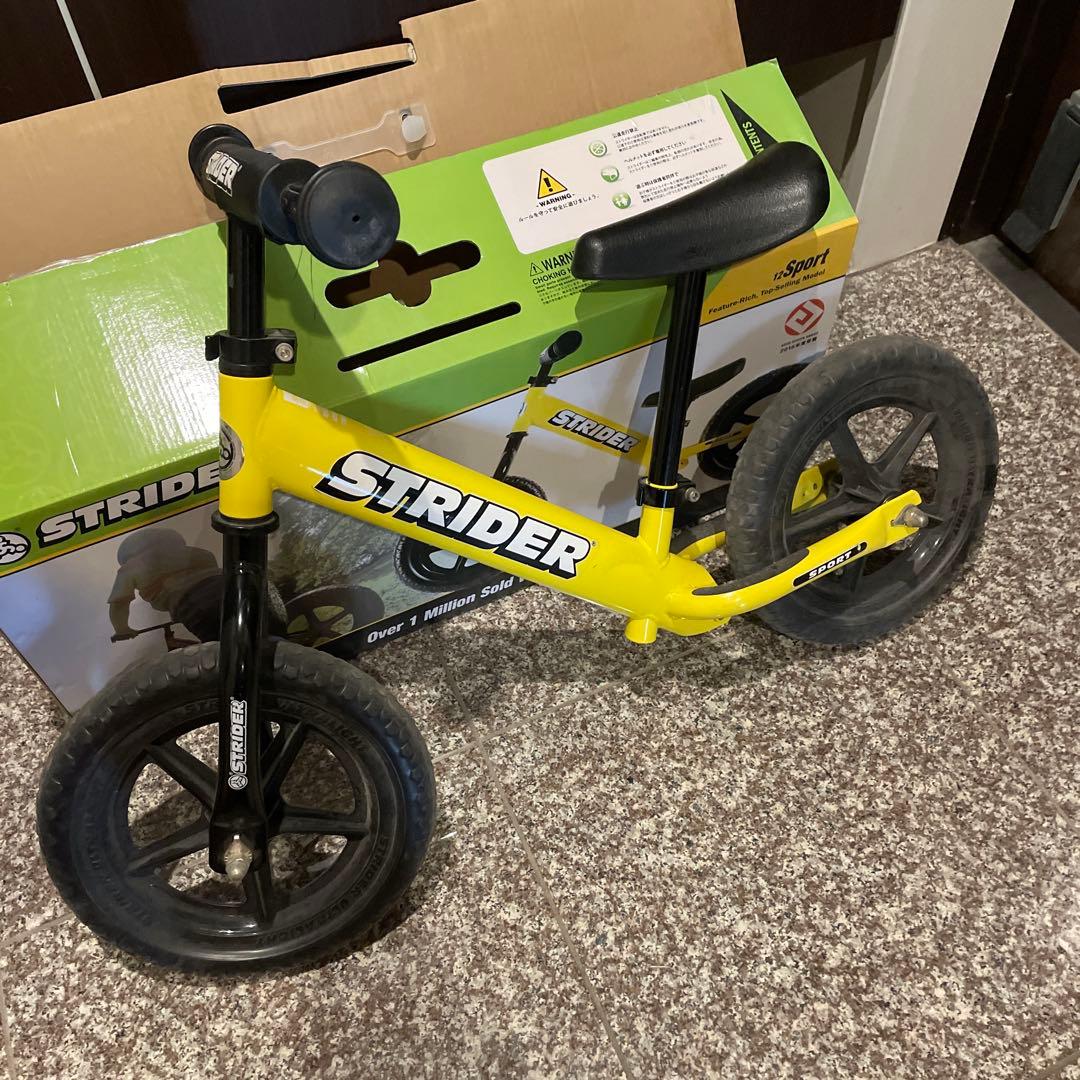 2 STRIDER ストライダー　バランスバイク　スポーツモデル　イエロー