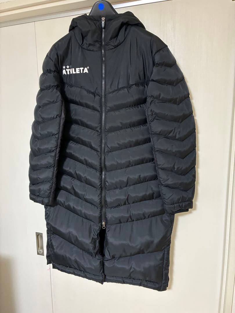 ATHLETA フード付きロングダウンコート