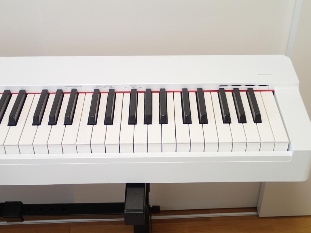 ヤマハ電子ピアノ Yamaha P-225WH