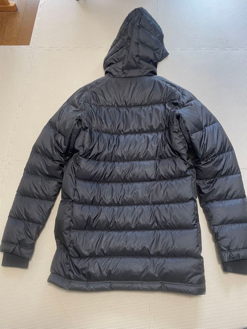 MIZUNO MORELIA モレリアフード付きダウンジャケット　Lサイズ