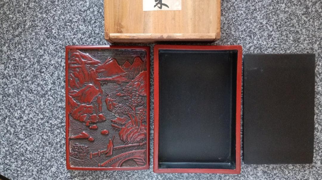 逸品・仙台永楽堆朱文箱　大正～昭和初期／家族を繋ぐ美術工芸品