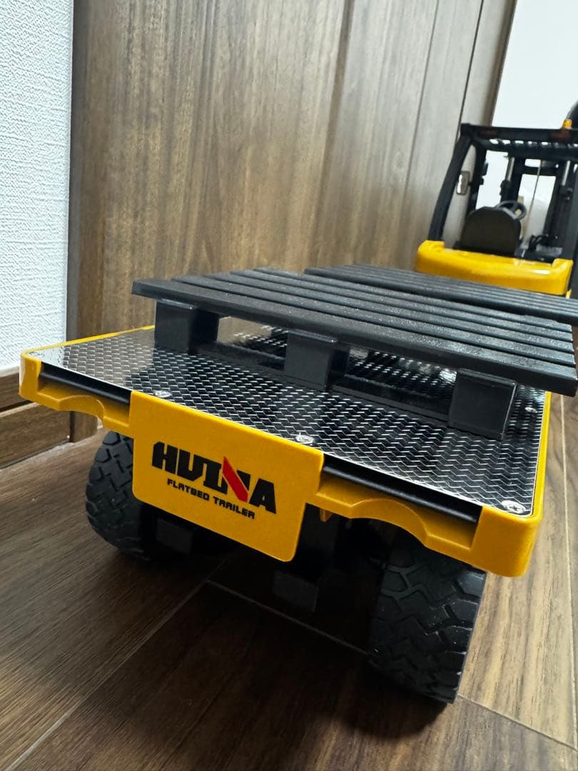 ホビーラジコン HUINA TOP FORKLIFT 1577 1:10