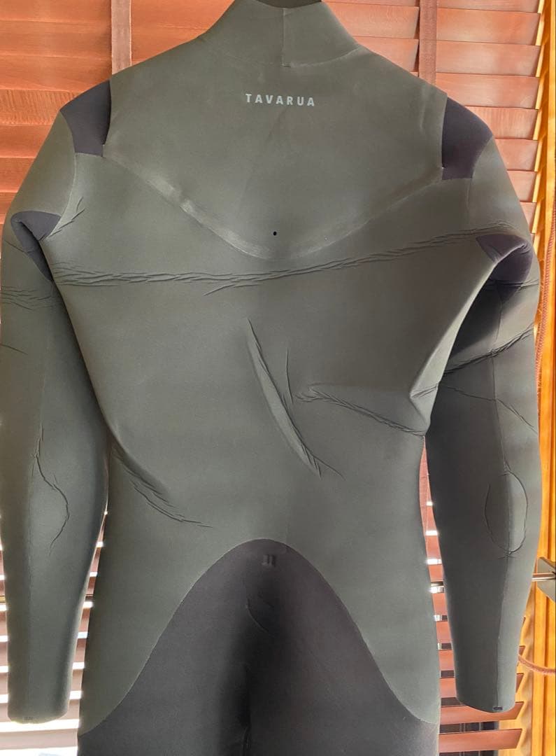 新品未使用　TAVARUA タバルア　裏起毛フルスーツ　3x3mm