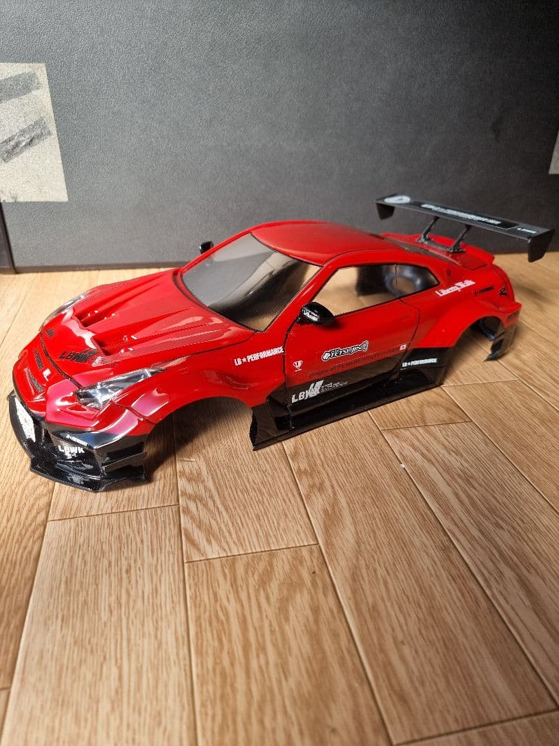 タミヤ TT02 シャーシ、GT-R R35 リバティウォークボディ