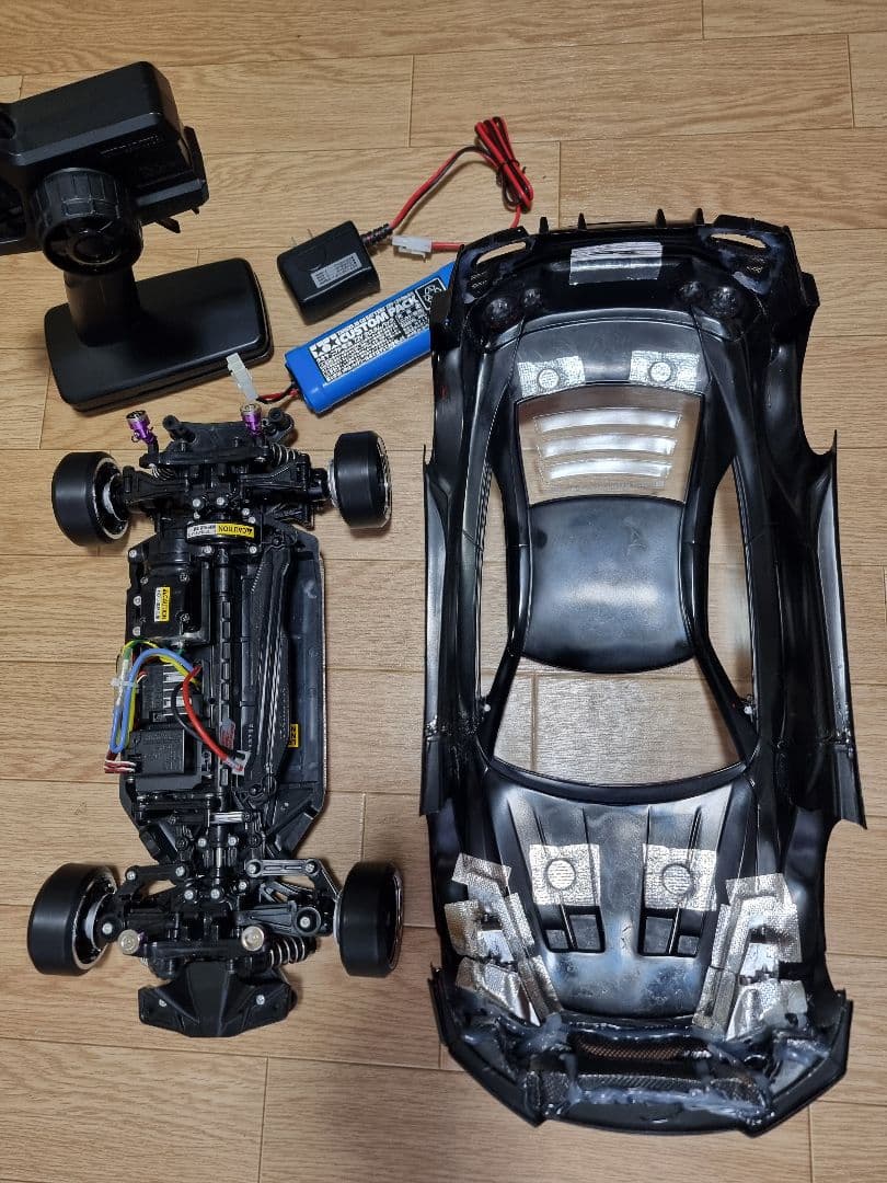 タミヤ TT02 シャーシ、GT-R R35 リバティウォークボディ