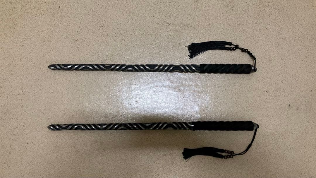 鉄鞭 双鞭 鋼鞭 カリ 鐧狼牙棒太極拳模擬刀模造刀漢剣漢刀 中国武術功夫カンフー